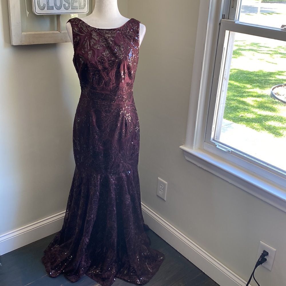 VINCE Camuto Floral Sequin Mermaid Gown - Picture 8 of 14